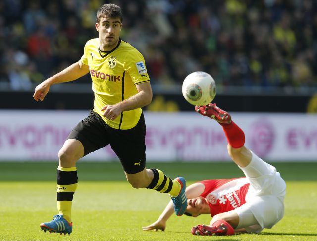 Ο Παπασταθόπουλος στην κορυφαία 11άδα της bundesliga